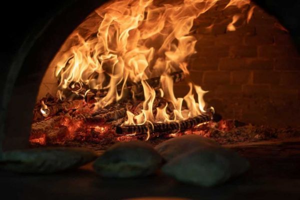 pizza-a-fiamma43614A9B4-B2F2-0A7A-5F3A-0EBF64A0B15F.jpg